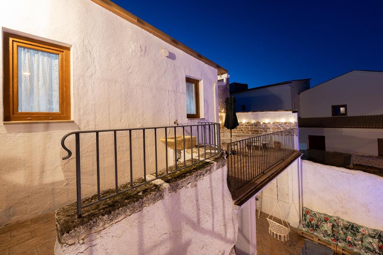 Pintoresco Alojamiento Rural La Camarilla Ribera Baja  Exterior foto